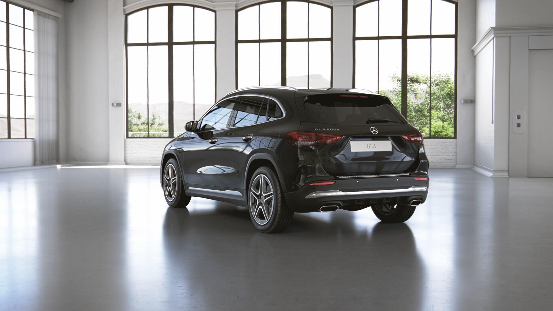 Mercedes-Benz GLA 200 d A Business AMG 2021, photo 3/11