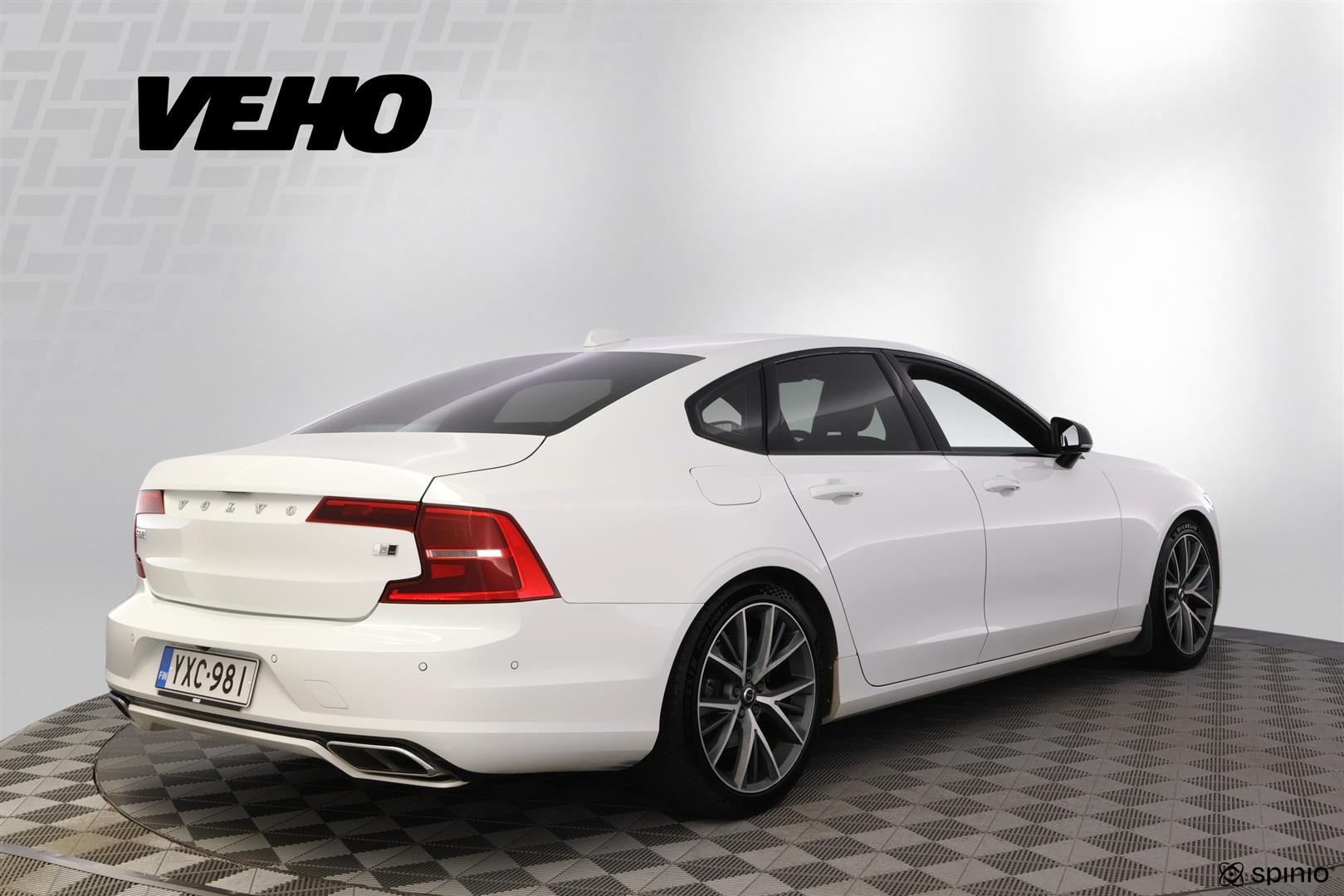 Volvo S90 D4 AWD R-Design aut 2018, kuva 5/33