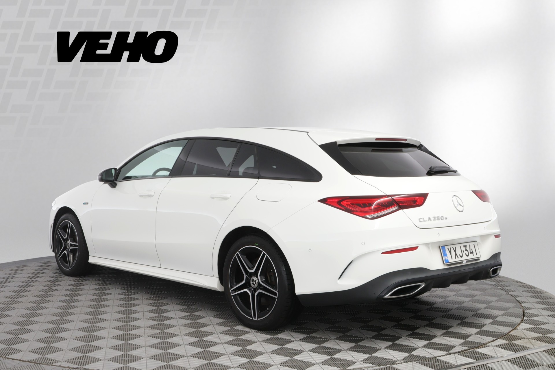 Mercedes-Benz CLA 2020, kuva 3/31