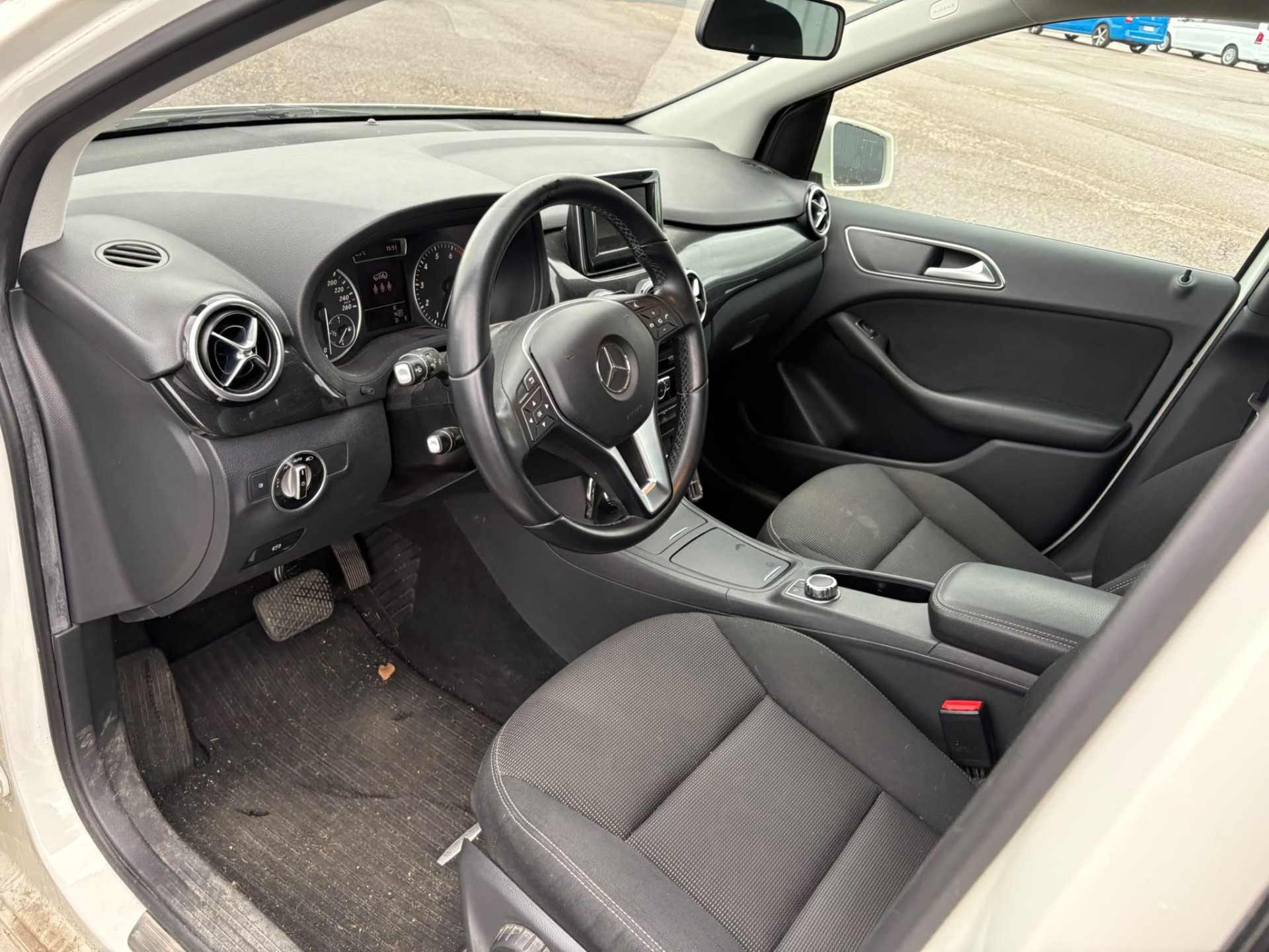 Mercedes-Benz B 2014, kuva 6/10