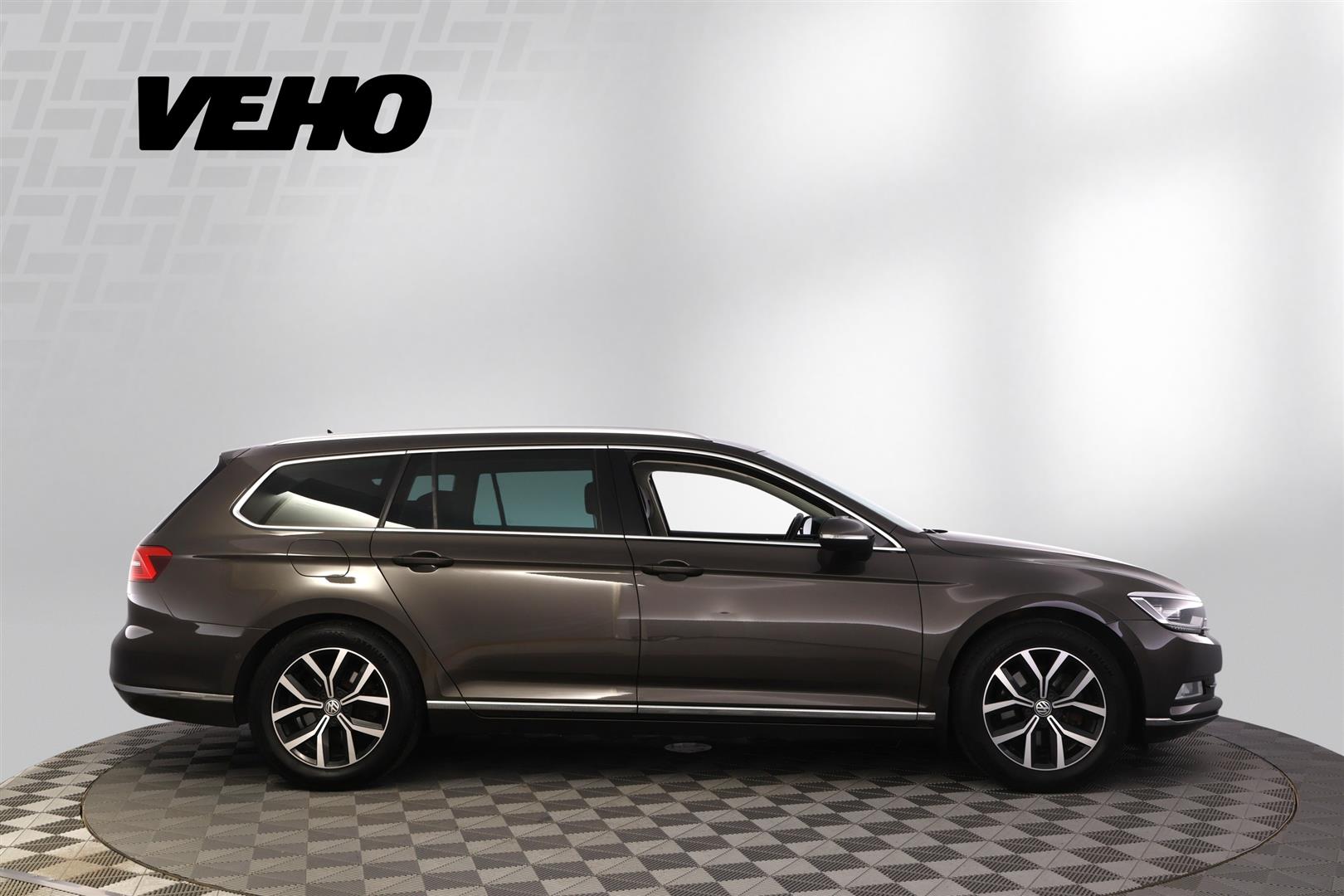 Volkswagen Passat 2018, kuva 6/35