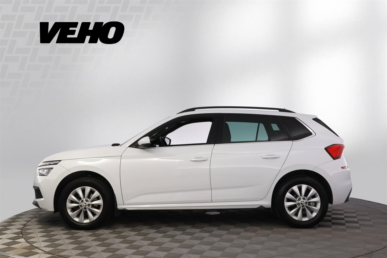 Skoda Kamiq 1,5 TSI Style DSG Autom. 2020, bild 2/32
