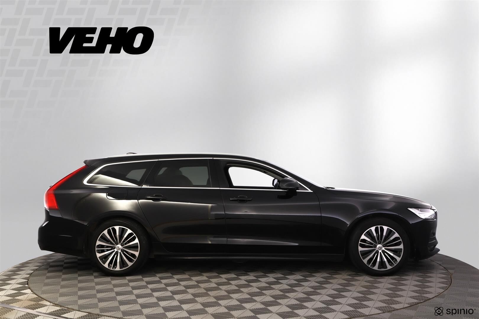 Volvo V90 D3 AWD Momentum aut 2020, bild 6/35