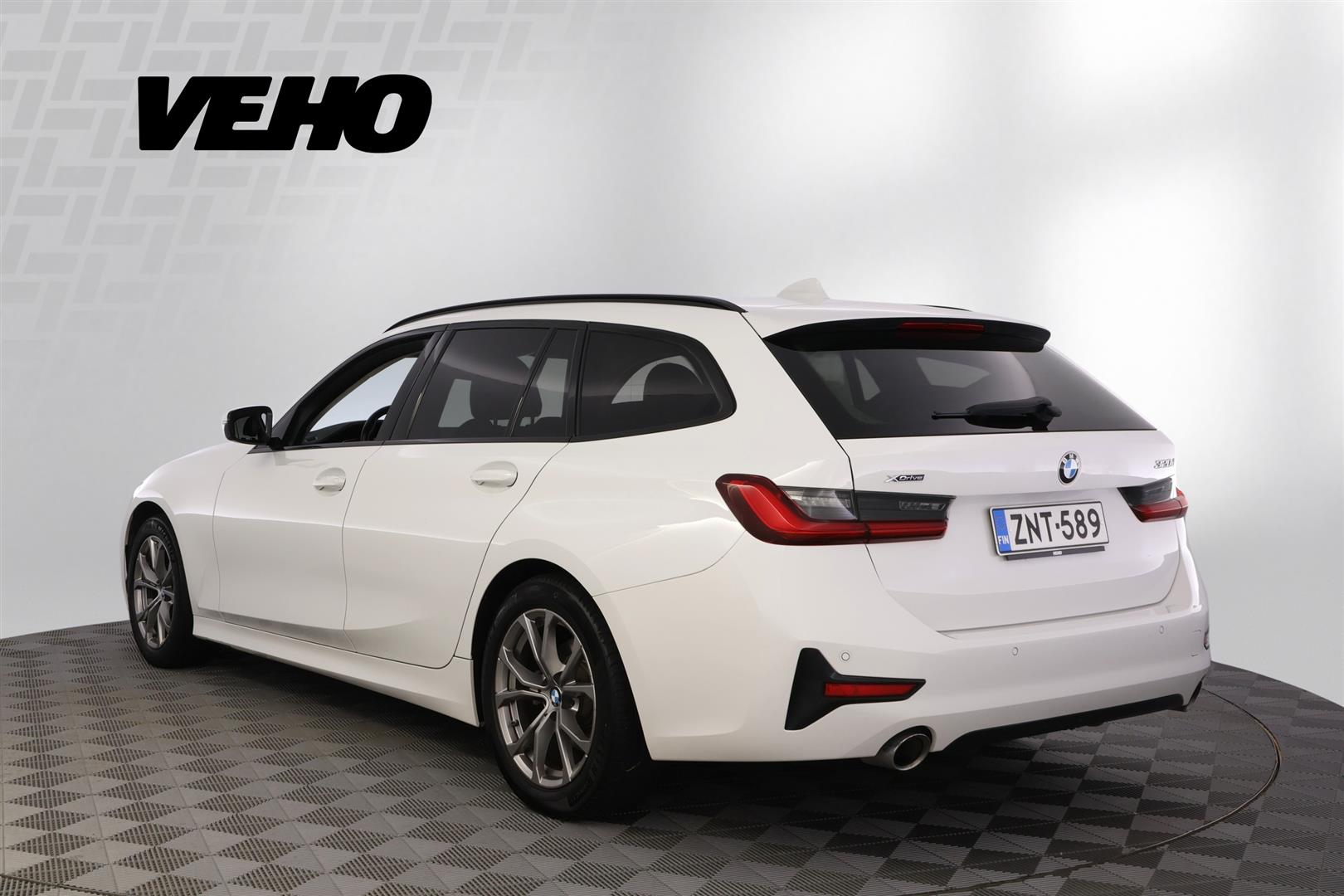 BMW 320 2021, kuva 3/33