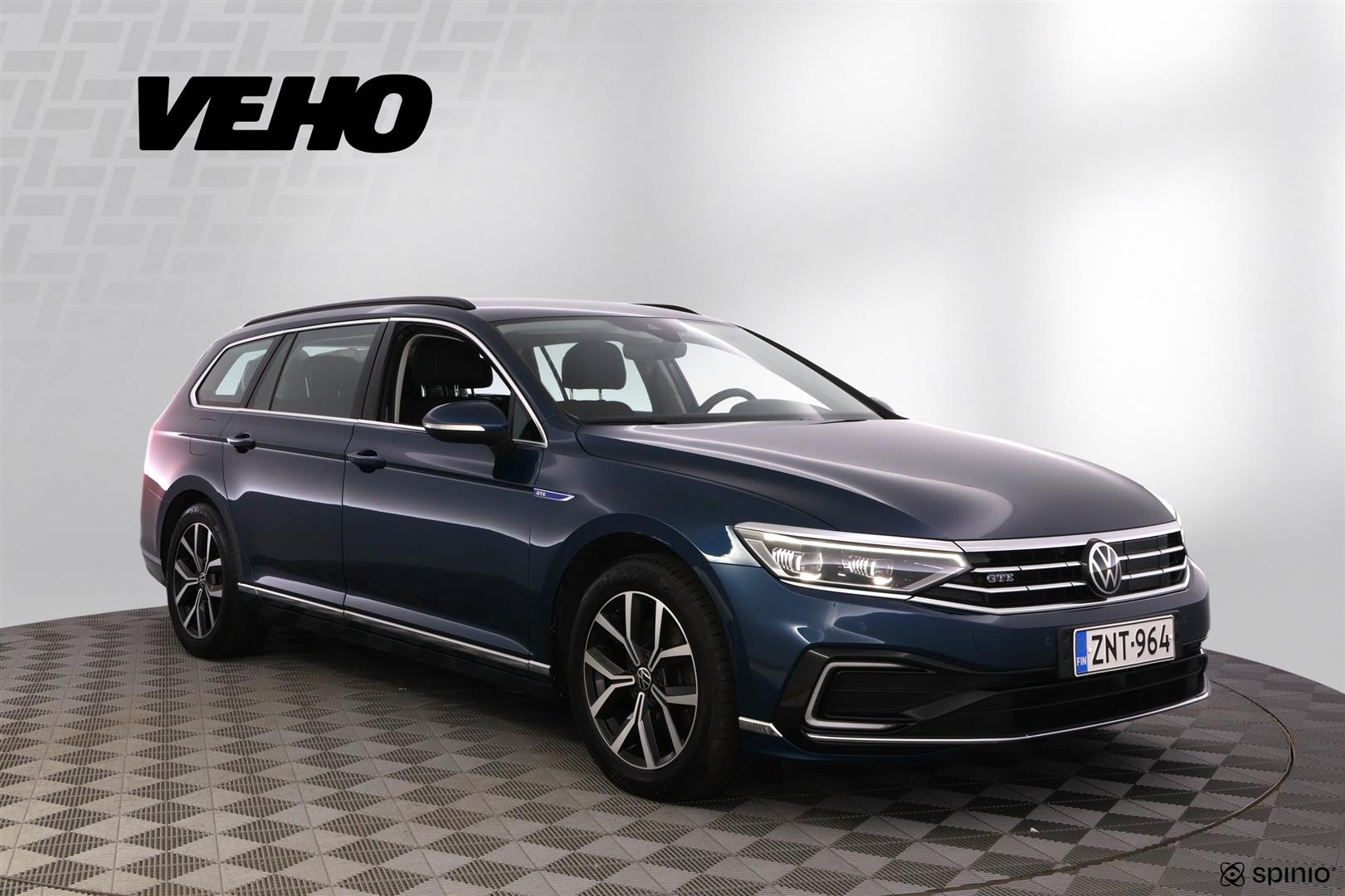 Volkswagen Passat 2021, photo 7/35