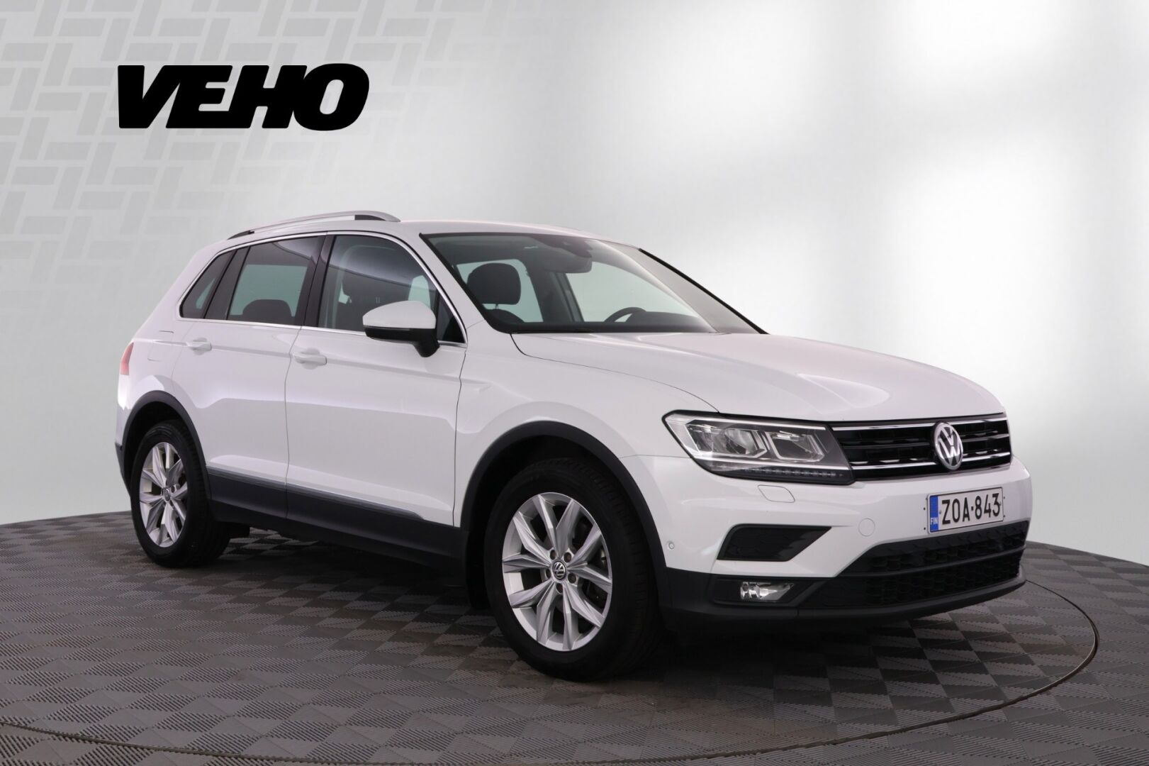 Volkswagen Tiguan 2018, bild 7/23
