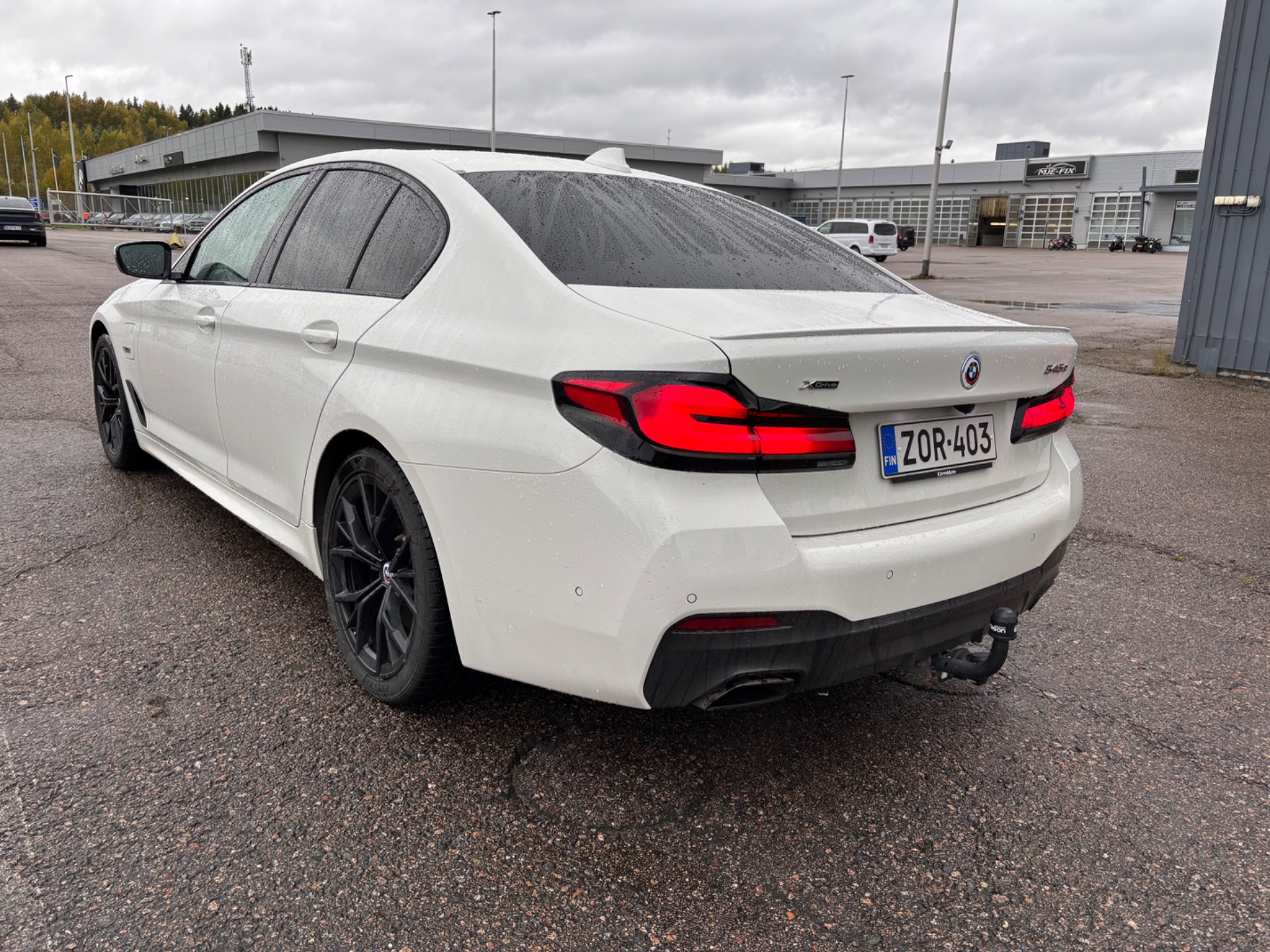 BMW 545 2022, kuva 2/6