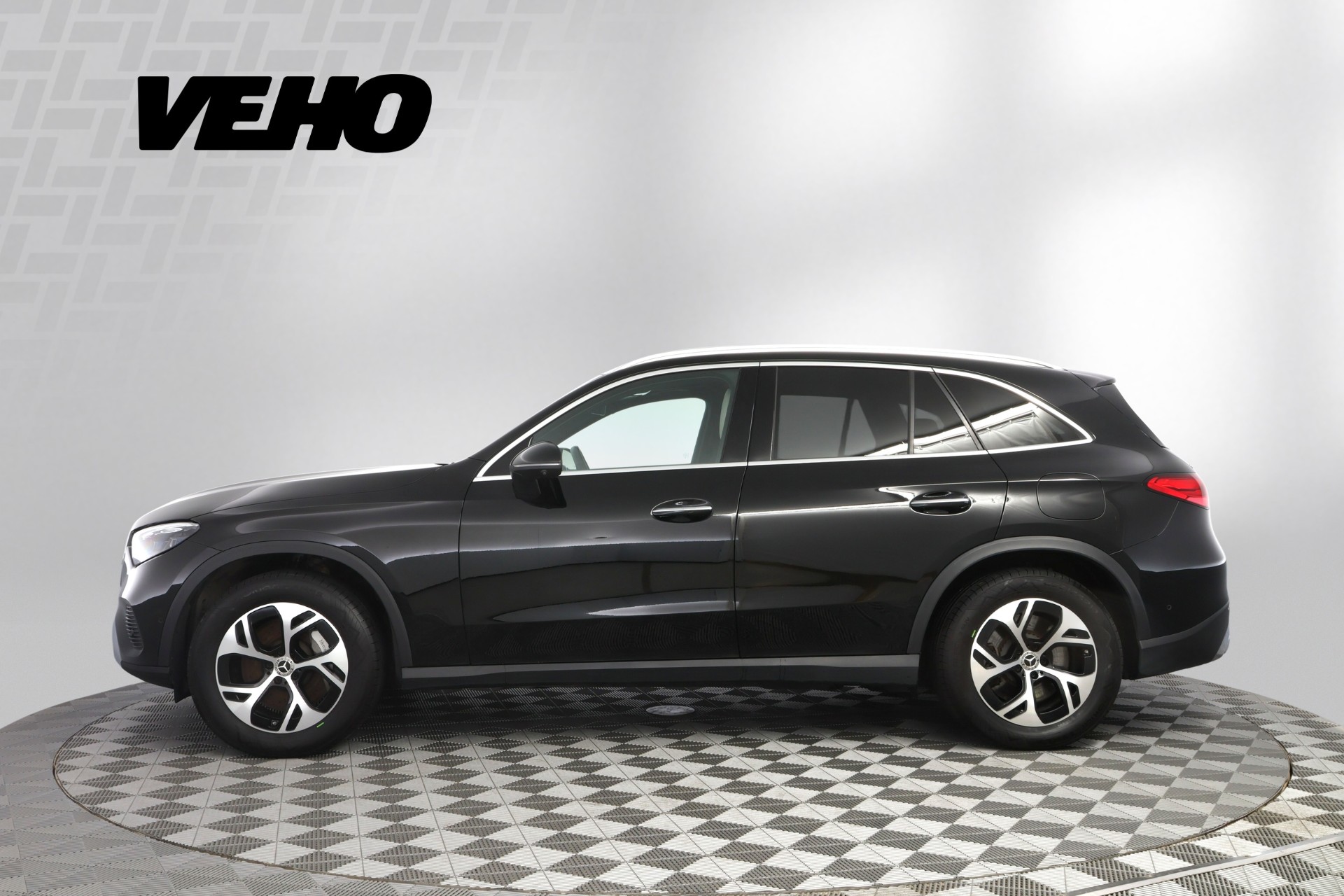 Mercedes-Benz GLC 300 e 4MATIC A Premium 2023, kuva 2/32