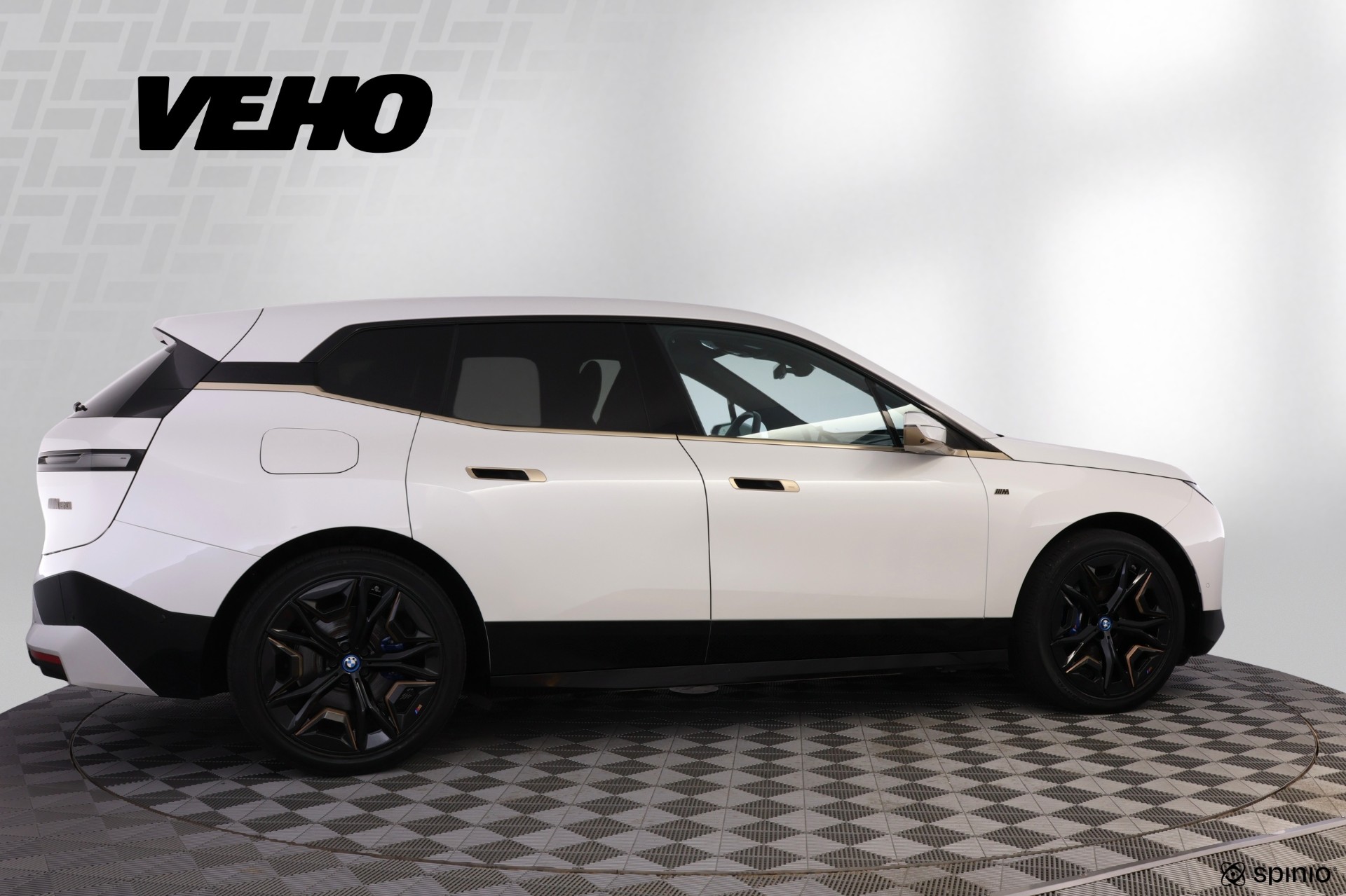 BMW iX M60 Nelipyöräohjaus 2022, photo 6/35