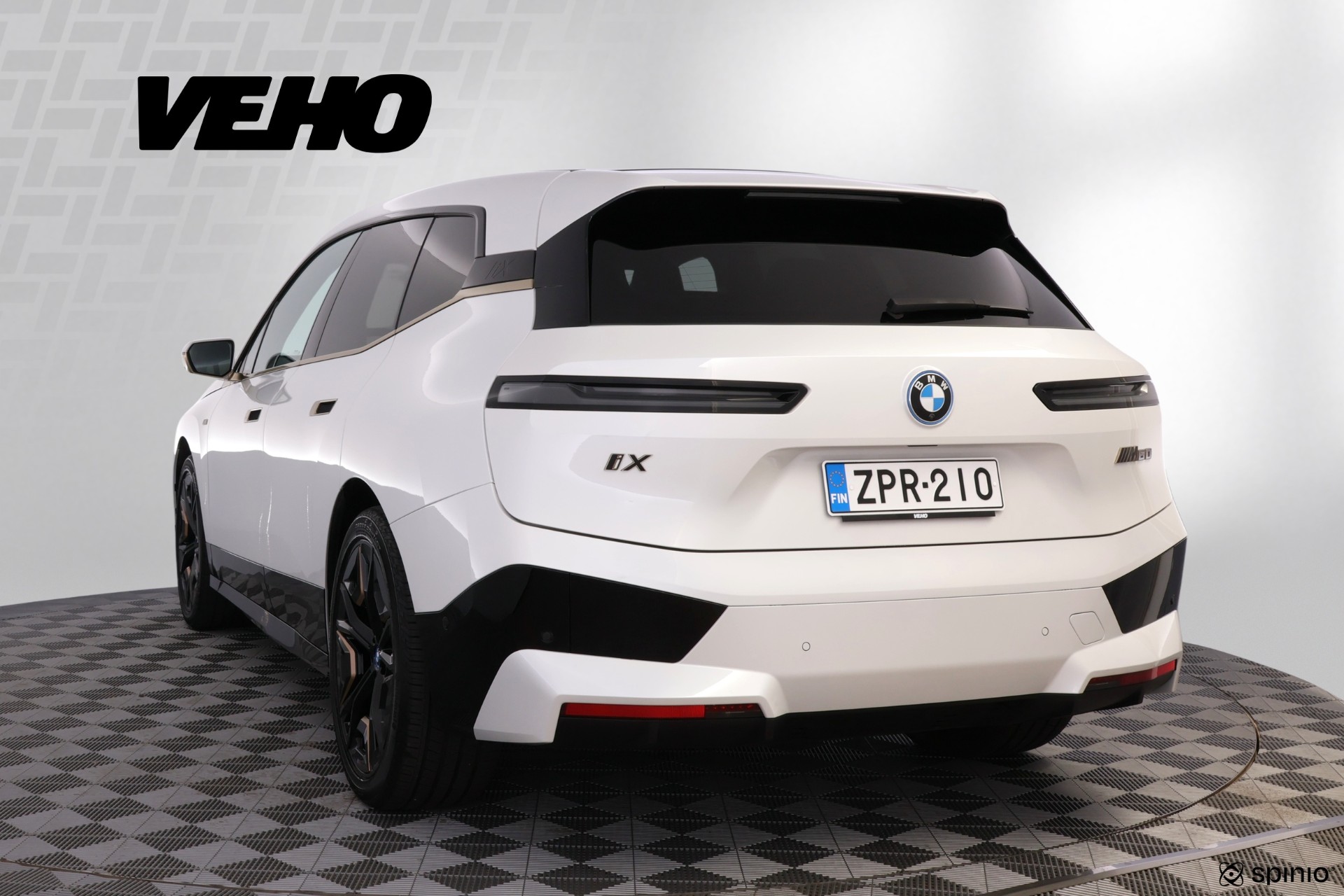 BMW iX M60 Nelipyöräohjaus 2022, photo 4/35