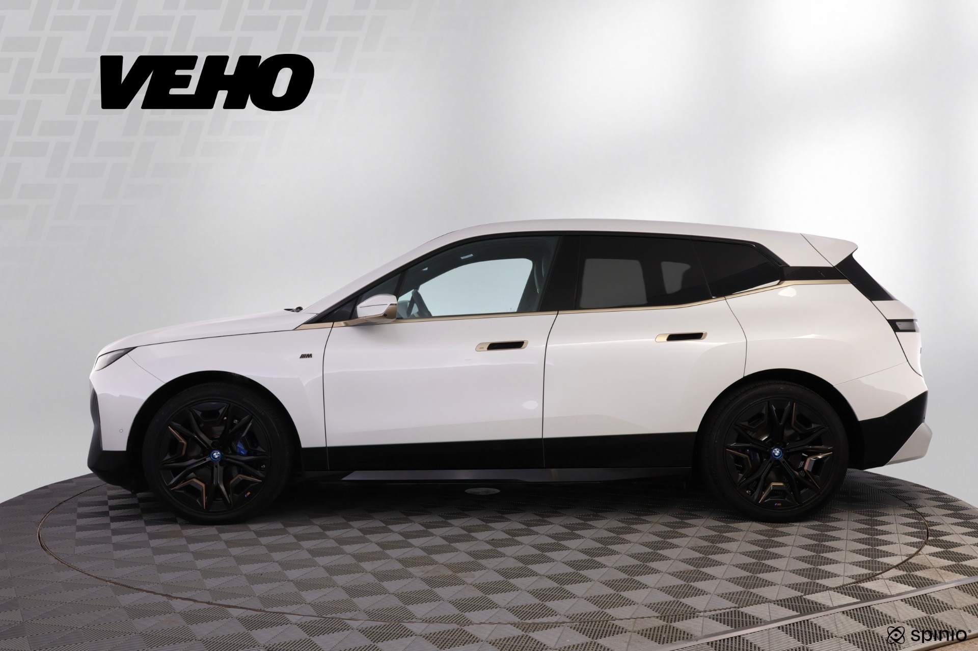 BMW iX M60 Nelipyöräohjaus 2022, photo 2/35