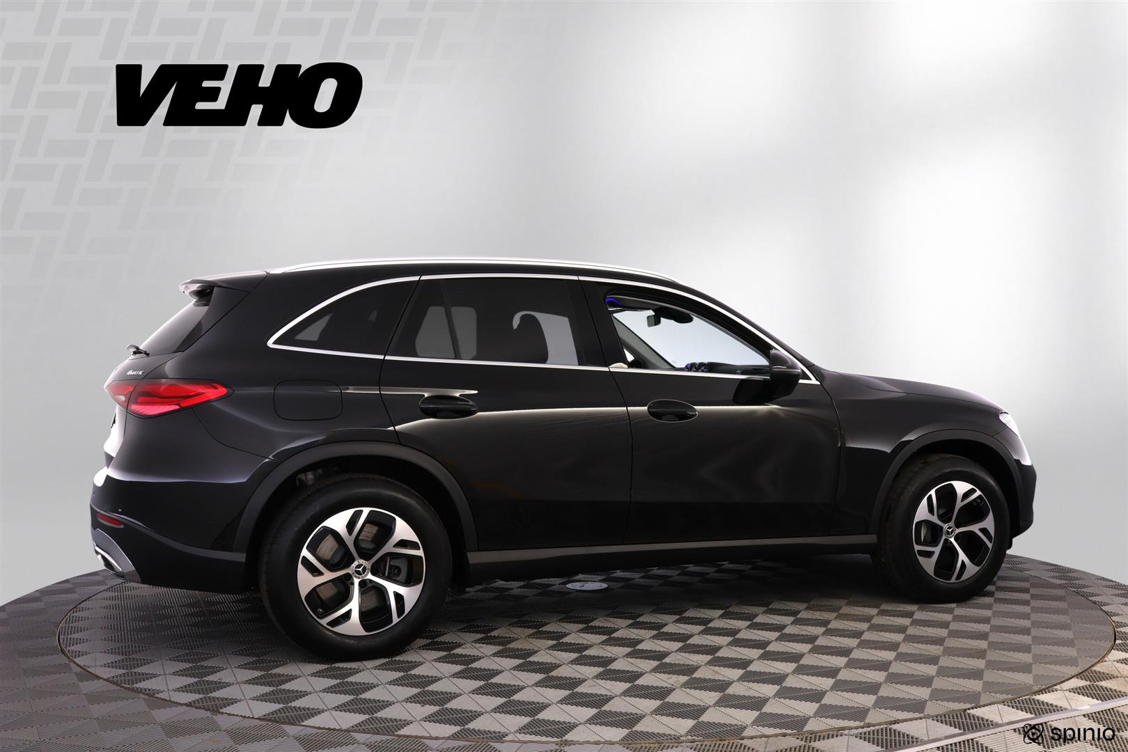 Mercedes-Benz GLC 2025, photo 6/35
