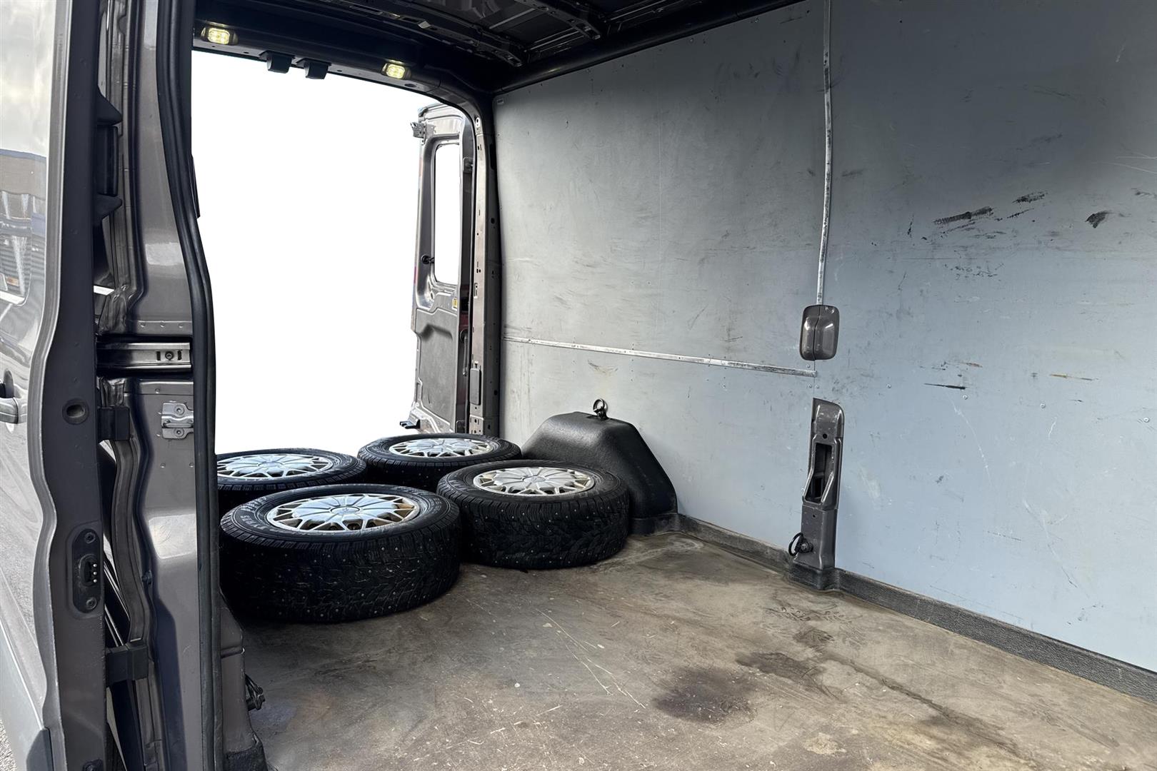 Ford Transit 2015, photo 5/10
