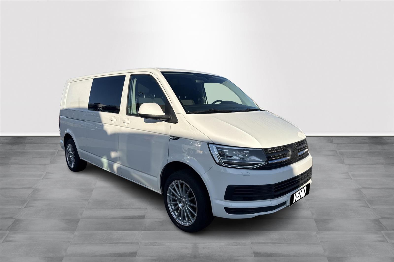 Volkswagen Transporter 2018, kuva 7/15
