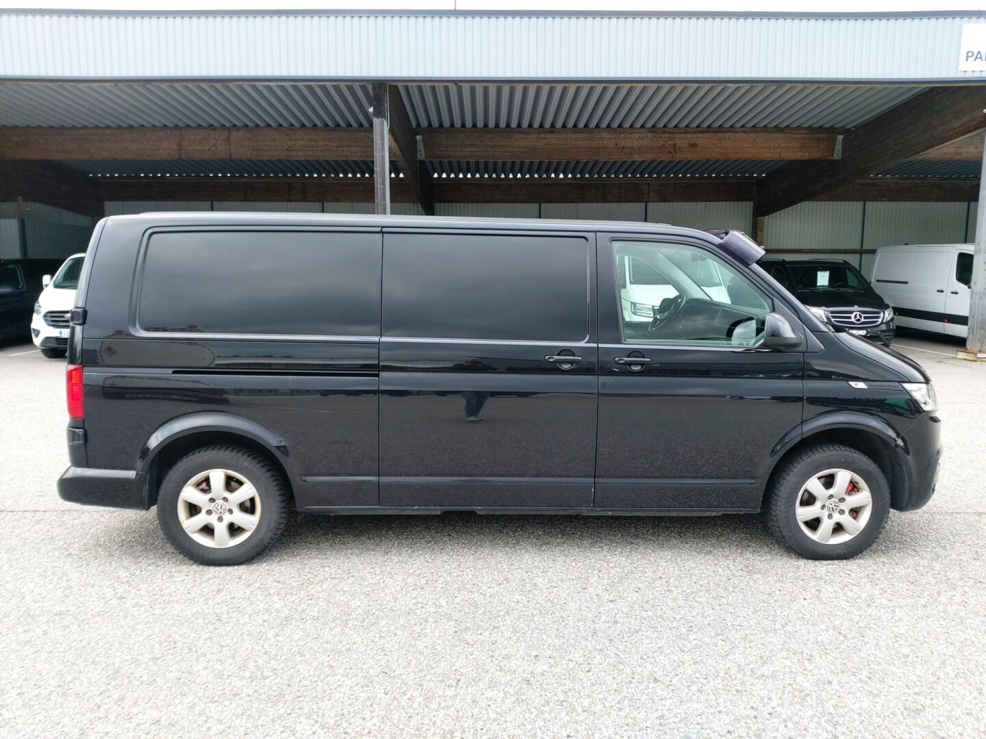 Volkswagen Transporter 2020, bild 6/22