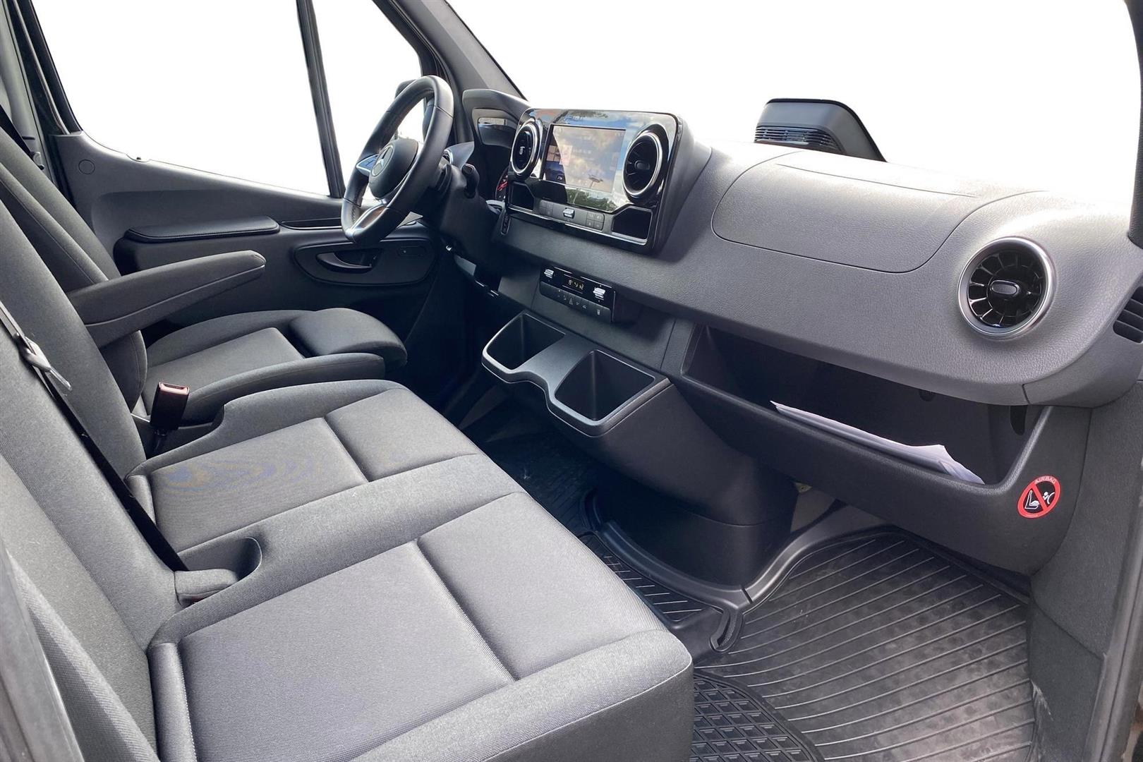 Mercedes-Benz Sprinter 2026, photo 6/9