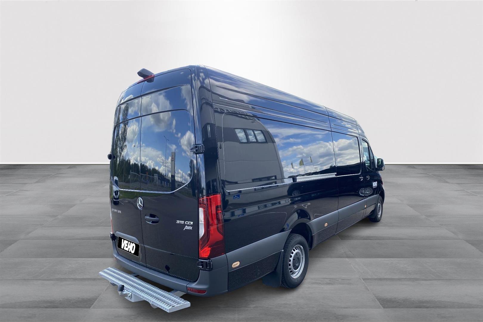 Mercedes-Benz Sprinter 2026, photo 3/9