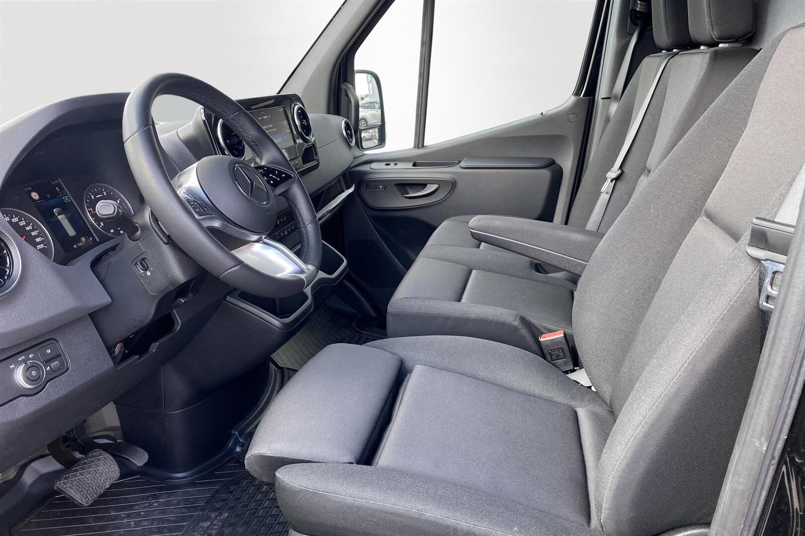 Mercedes-Benz Sprinter 2026, bild 5/9