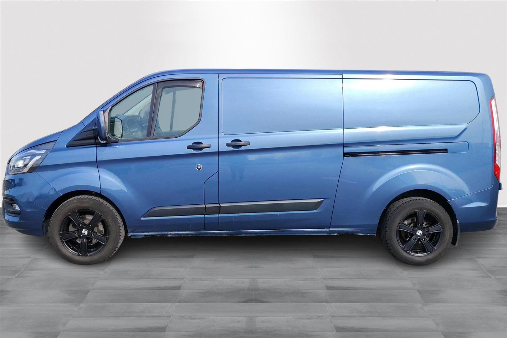 Ford Transit Custom 2020, photo 2/26