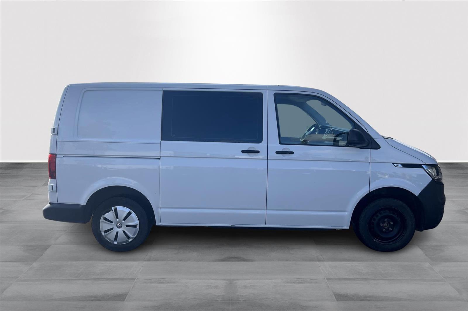Volkswagen Transporter 2022, kuva 7/18