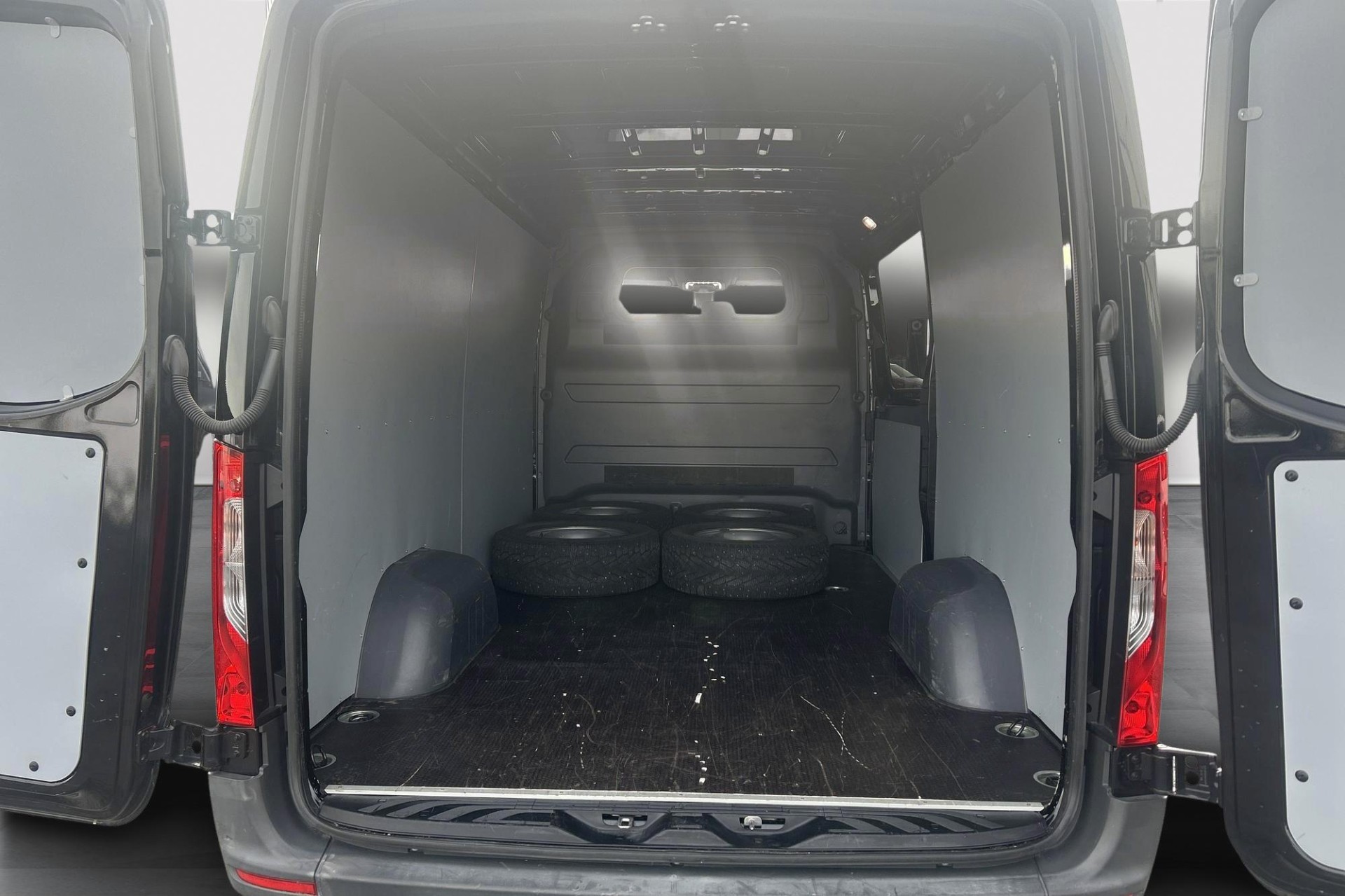 Mercedes-Benz Sprinter 2021, photo 7/9
