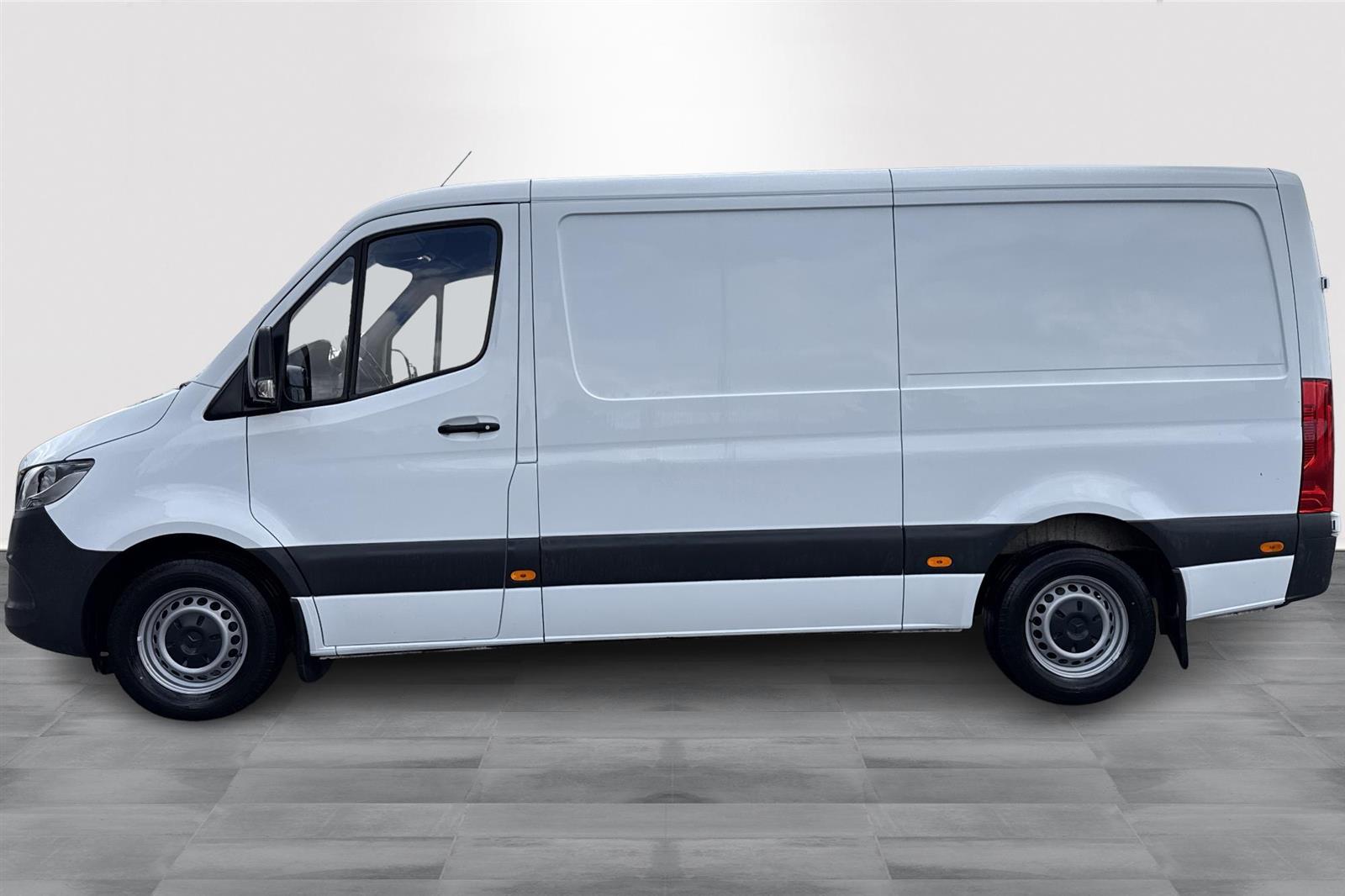 Mercedes-Benz Sprinter 2022, photo 3/16