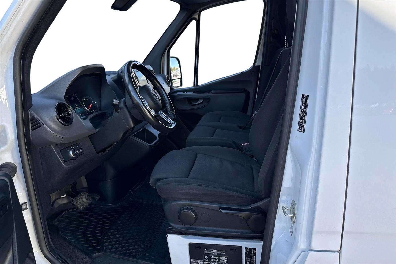 Mercedes-Benz Sprinter 2021, kuva 7/11
