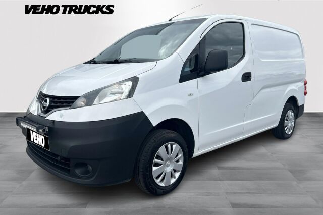 NISSAN NV200 2013