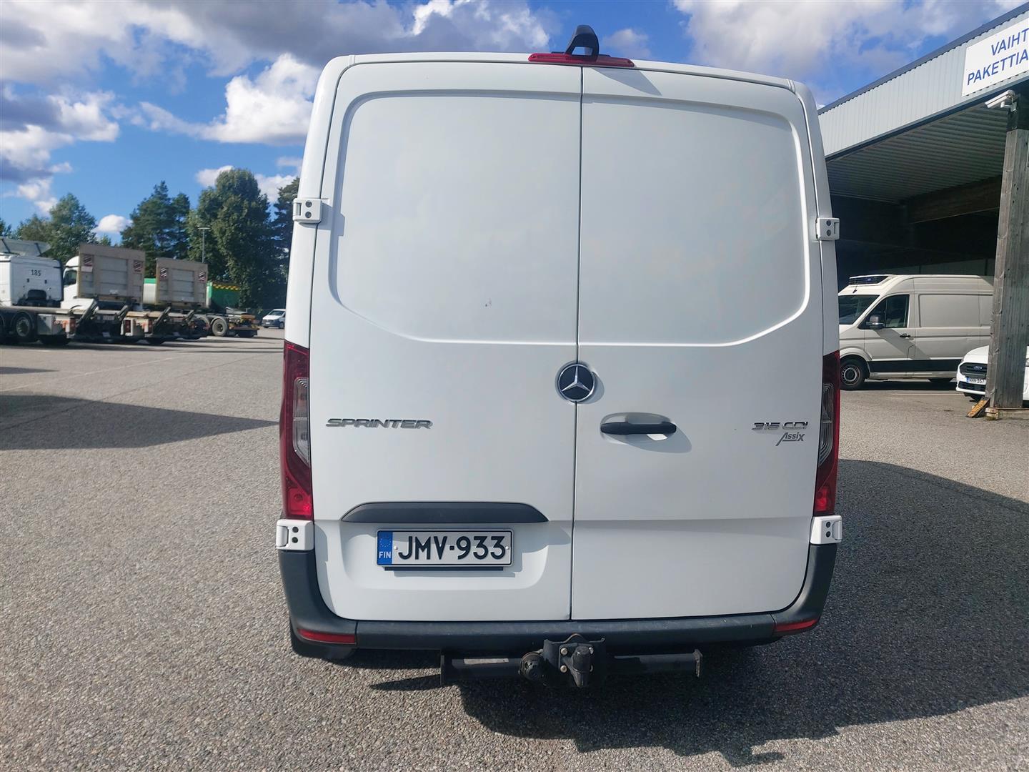 Mercedes-Benz Sprinter 2023, photo 4/18