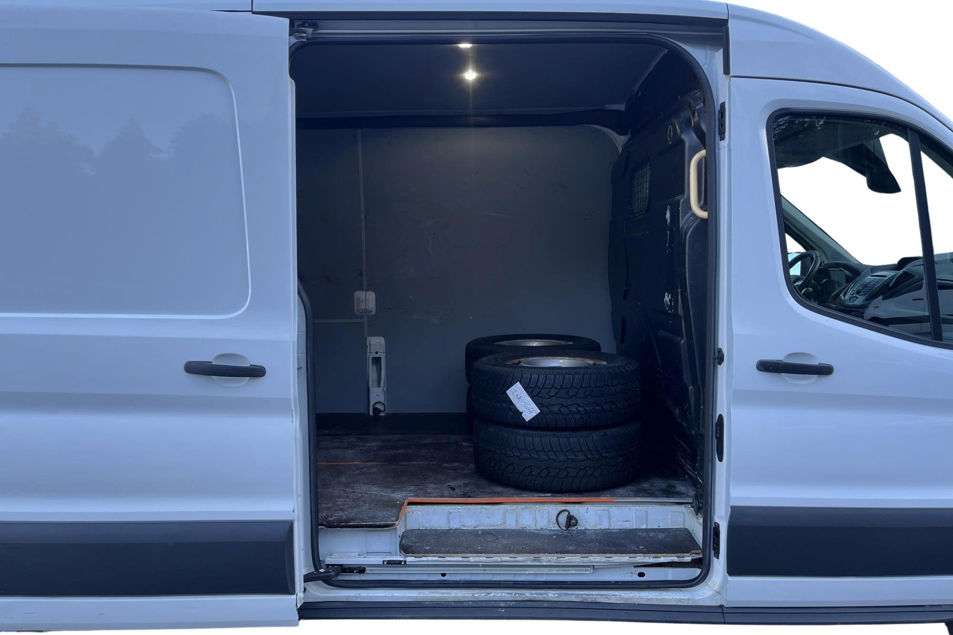 Ford Transit 2017, kuva 5/17