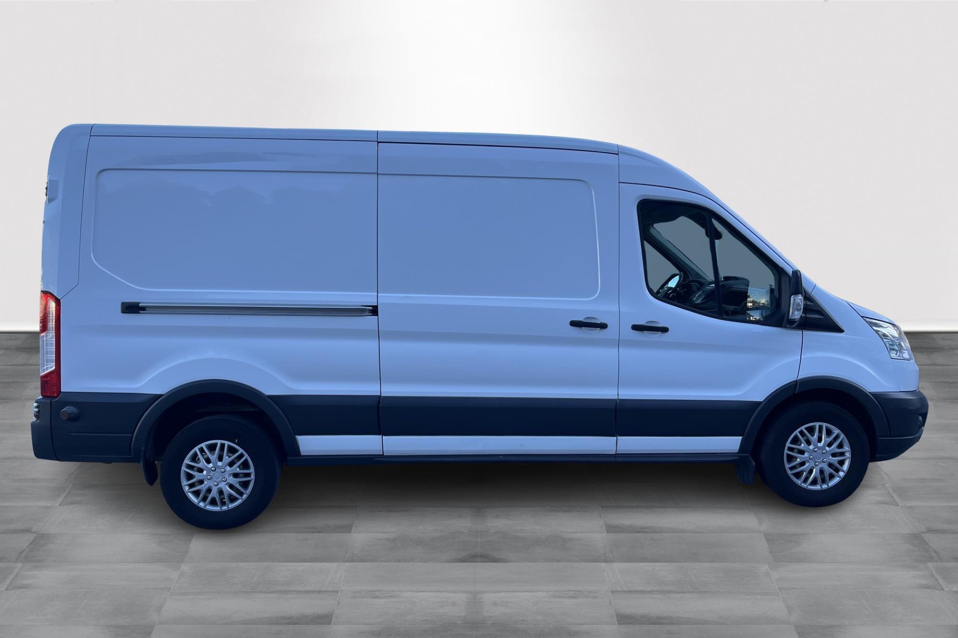 Ford Transit 2017, kuva 4/17