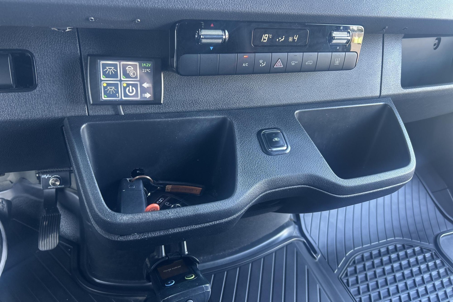 Mercedes-Benz Sprinter 2022, kuva 4/16