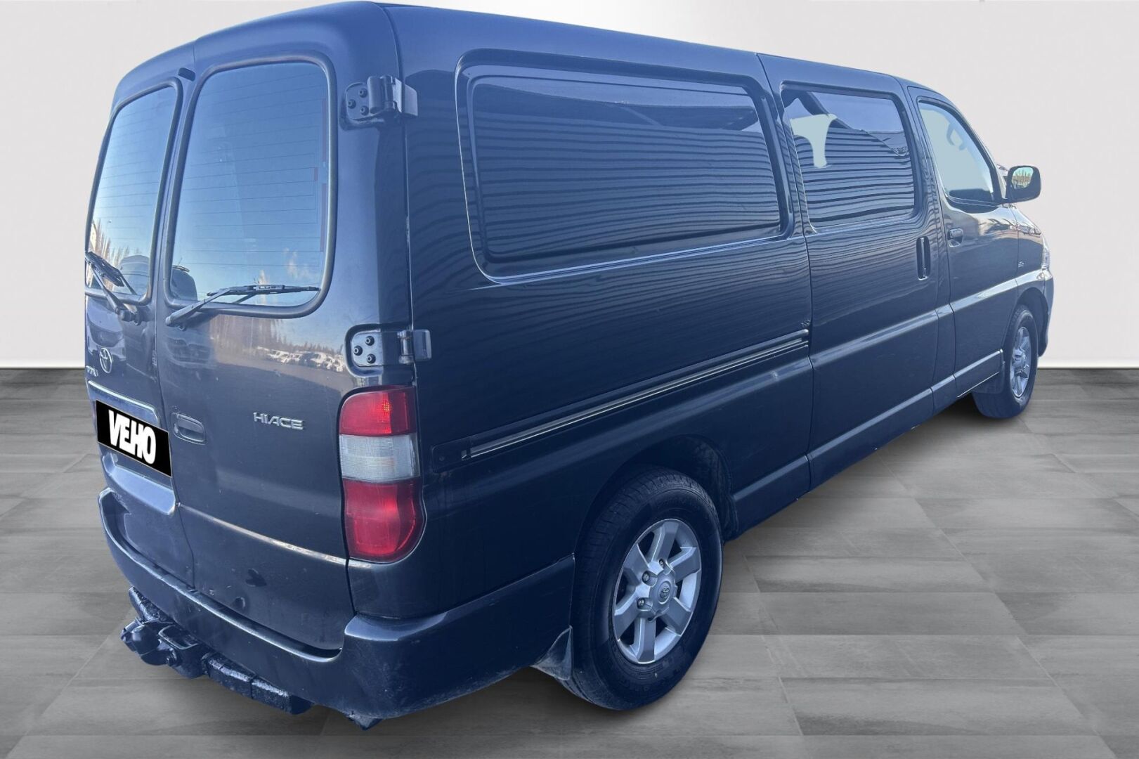 Toyota Hiace 2,5 D-4D 4WD 117 5ov pitkä 2011, bild 3/14