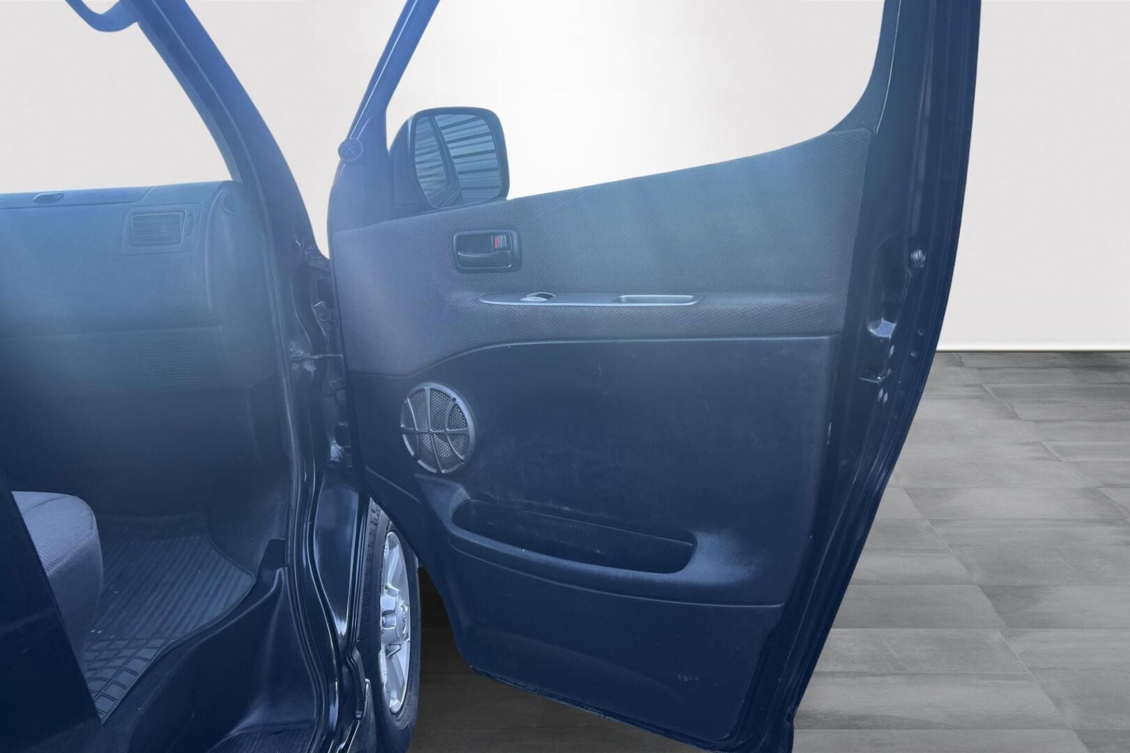 Toyota Hiace 2,5 D-4D 4WD 117 5ov pitkä 2011, bild 7/14