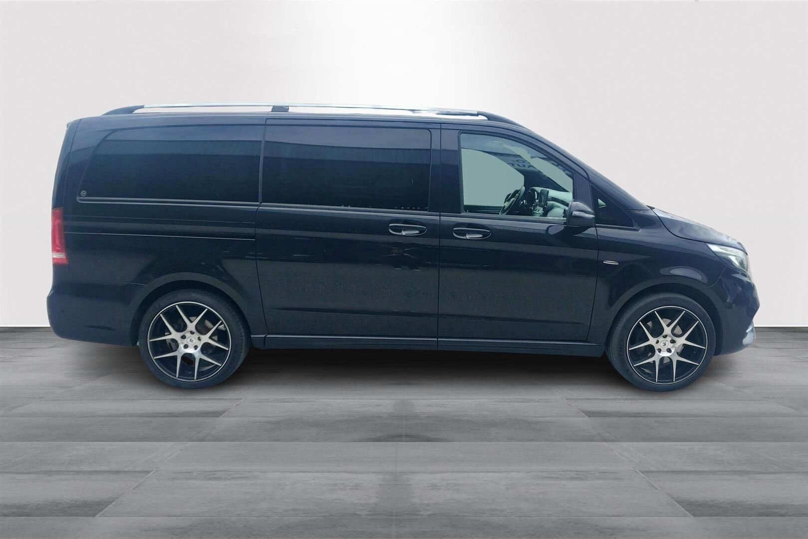 Mercedes-Benz V 2017, bild 6/23