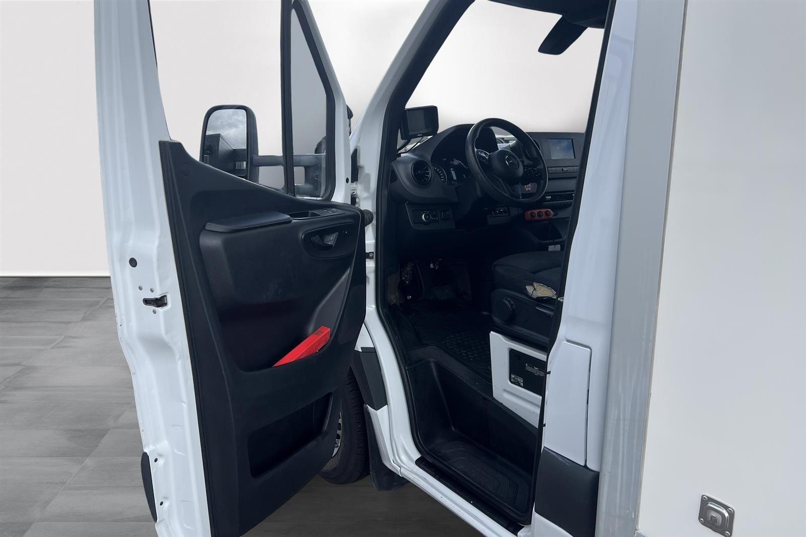 Mercedes-Benz Sprinter 2022, photo 7/14