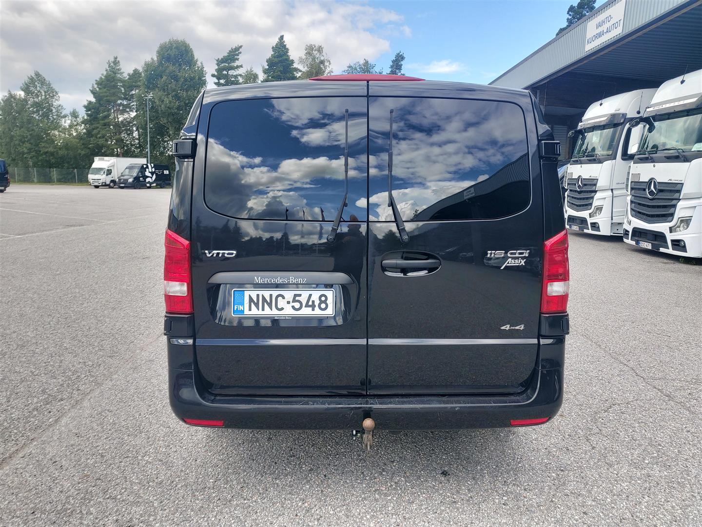Mercedes-Benz Vito 2023, photo 4/21