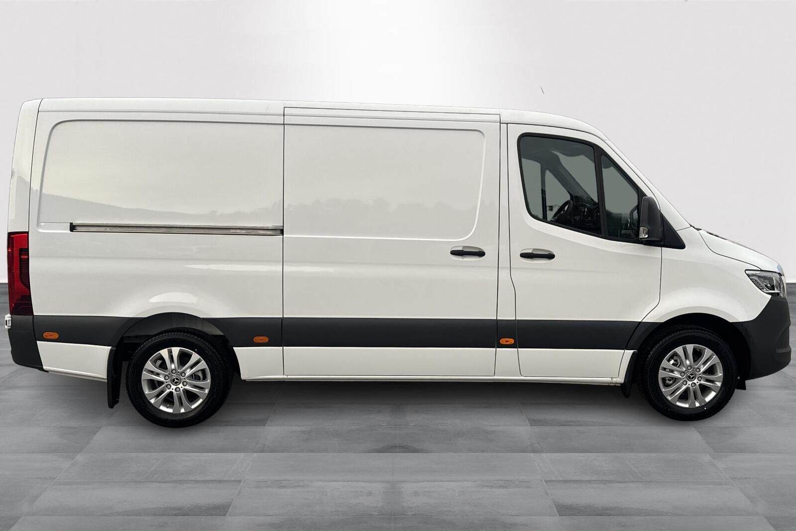 Mercedes-Benz Sprinter 2025, bild 4/10