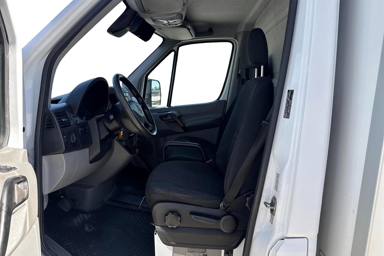 Mercedes-Benz Sprinter 2017, photo 7/9