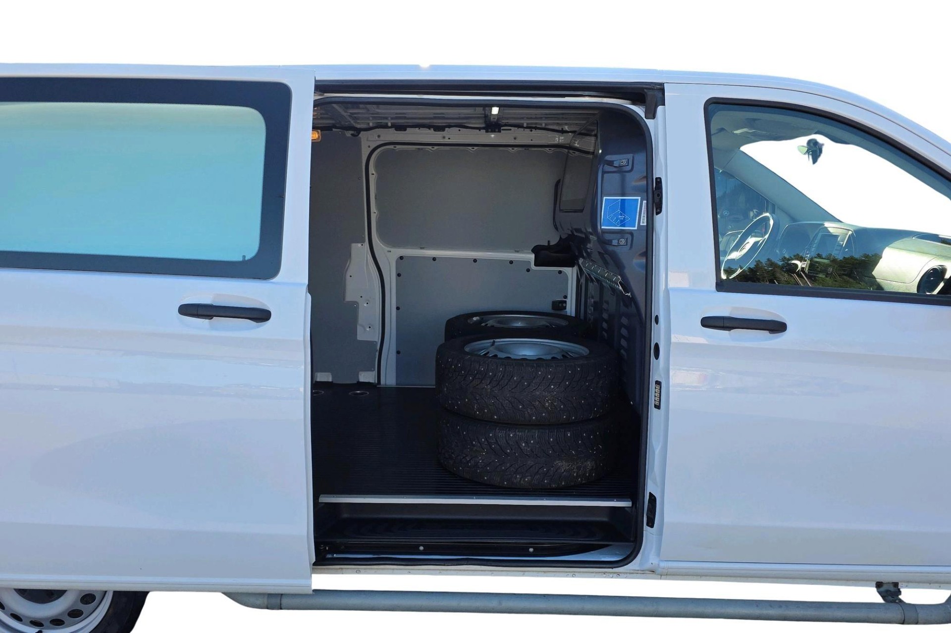 Mercedes-Benz Vito 2024, photo 5/19