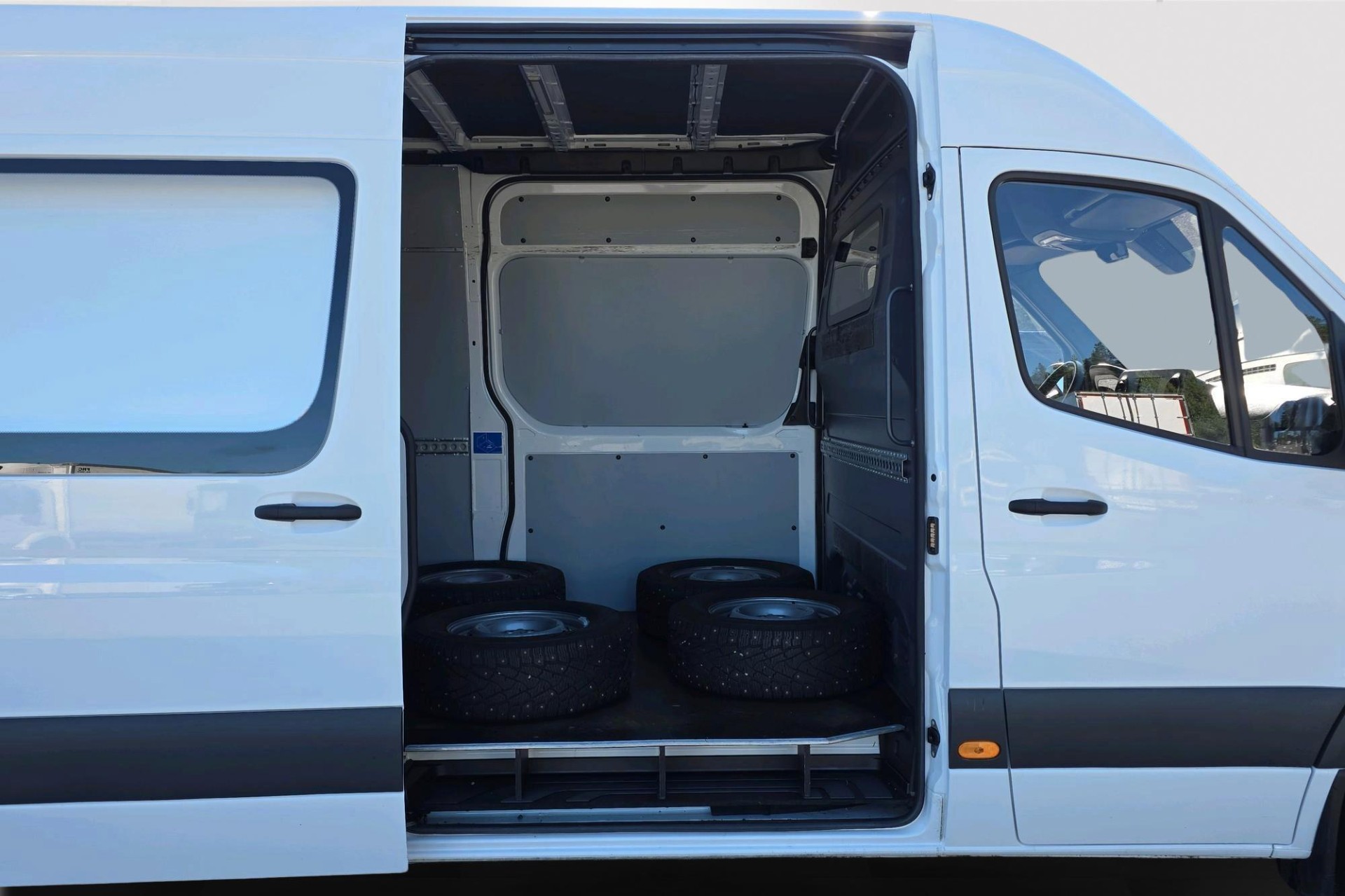 Mercedes-Benz Sprinter 2022, photo 5/19