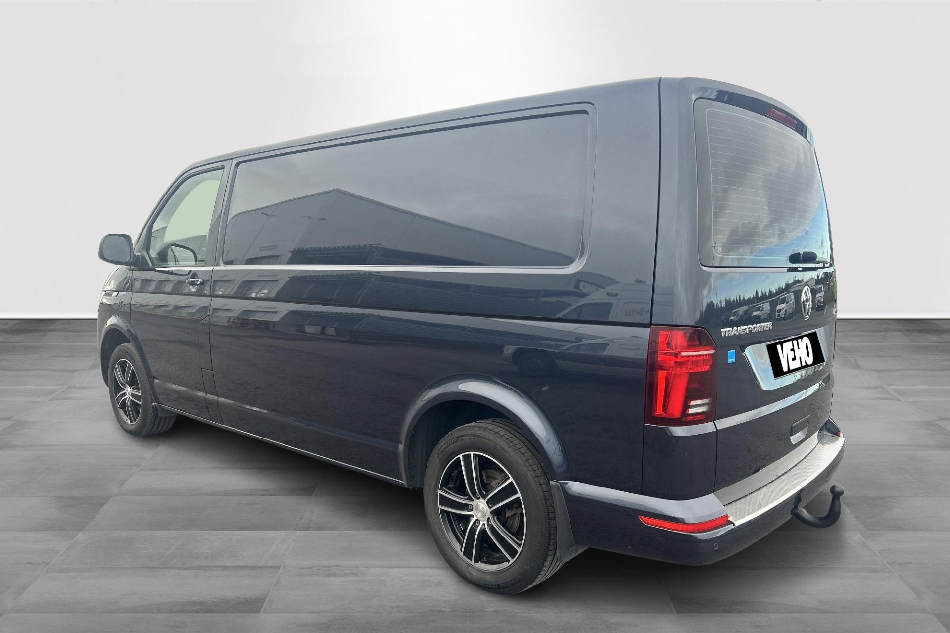 Volkswagen Transporter 2021, kuva 3/8