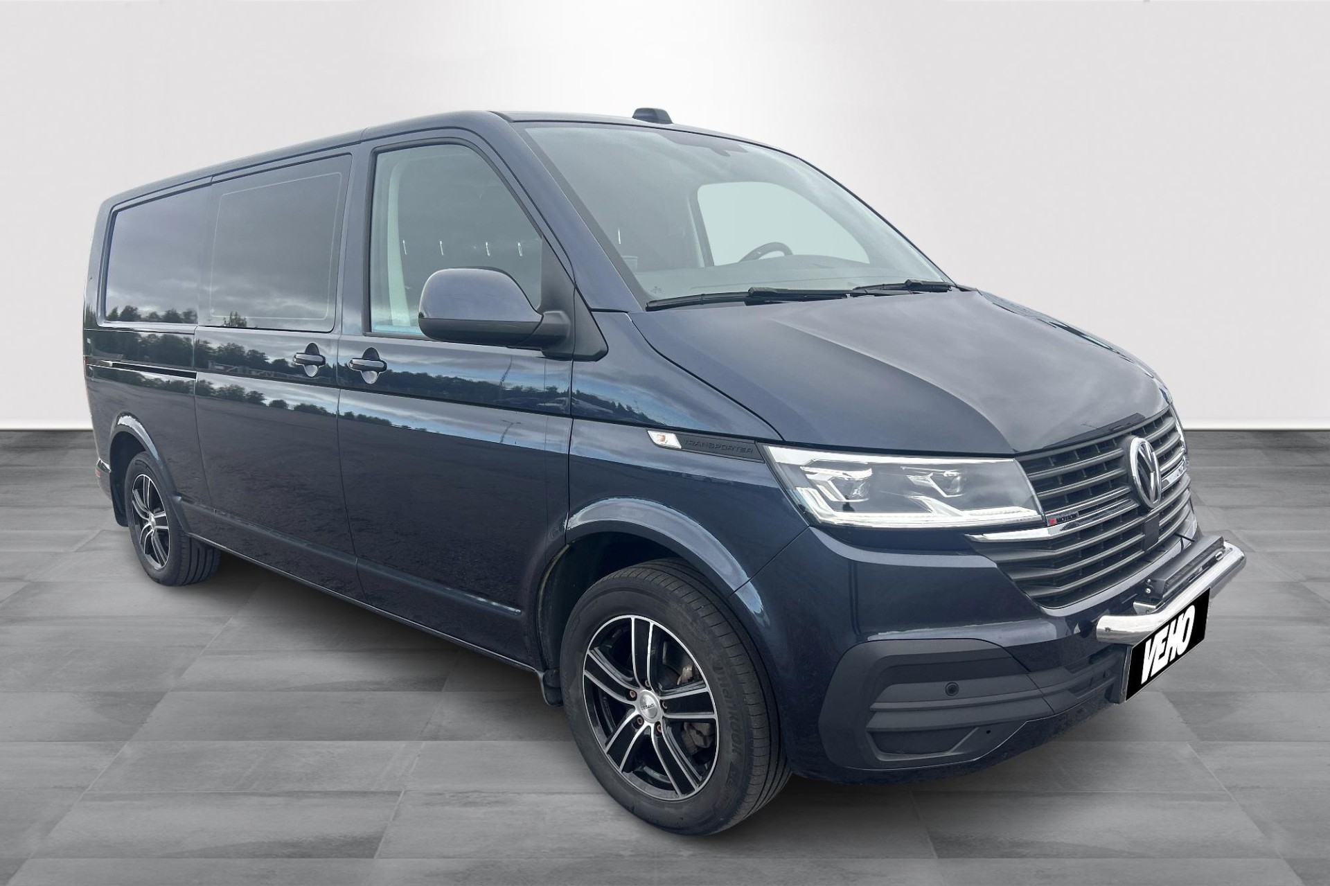 Volkswagen Transporter 2021, kuva 2/8