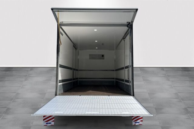 Mercedes-Benz Sprinter 2023, photo 7/19