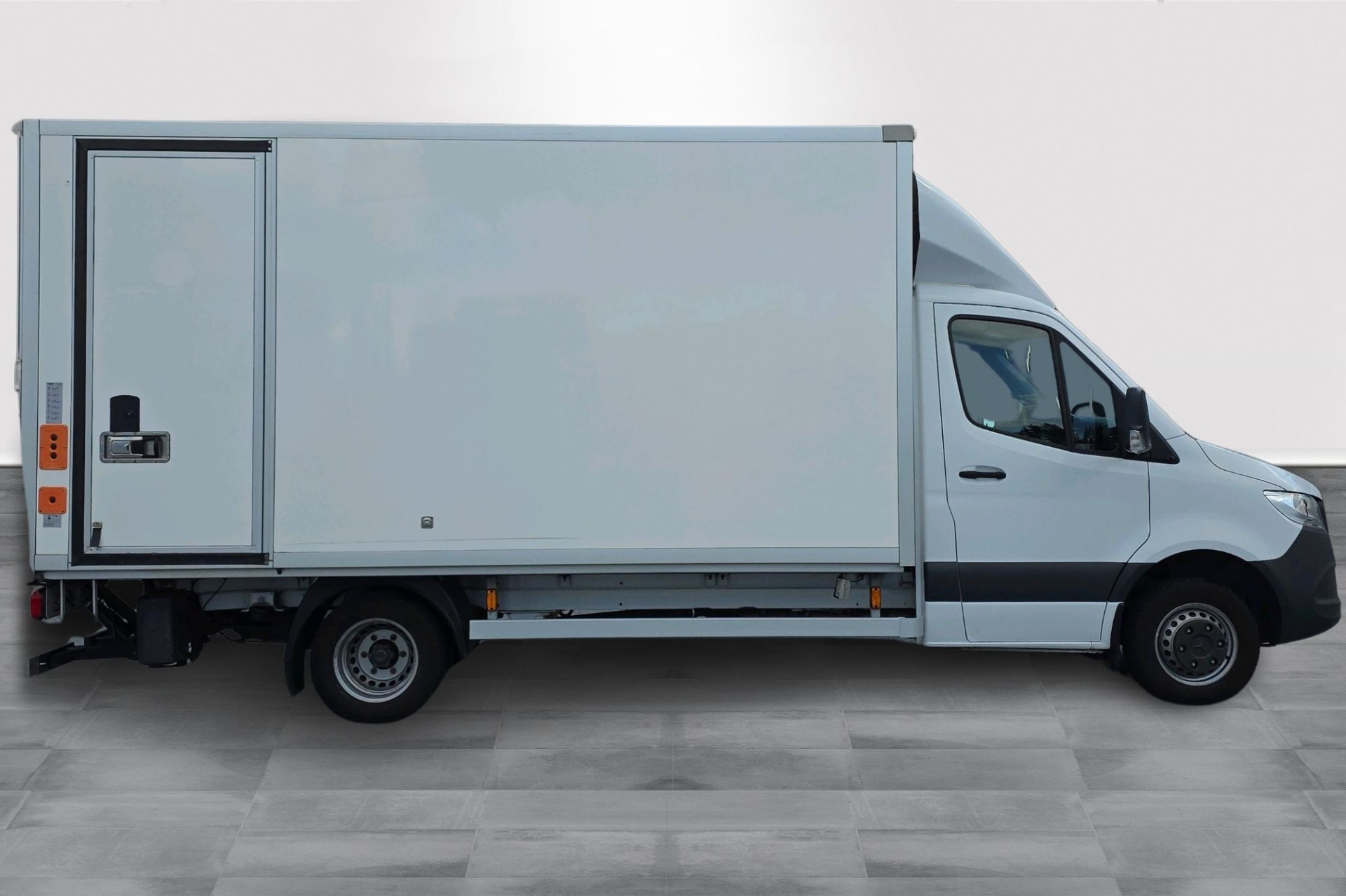 Mercedes-Benz Sprinter 2023, photo 4/23