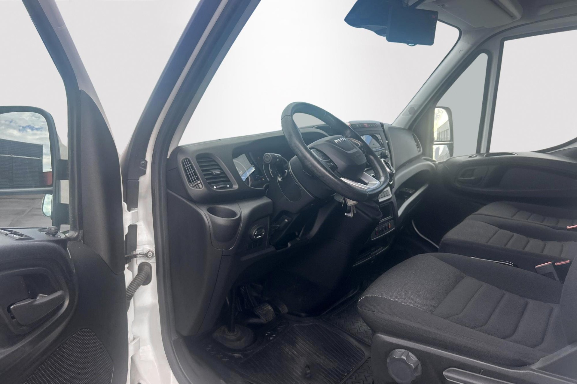 Iveco Daily 2022, kuva 6/9
