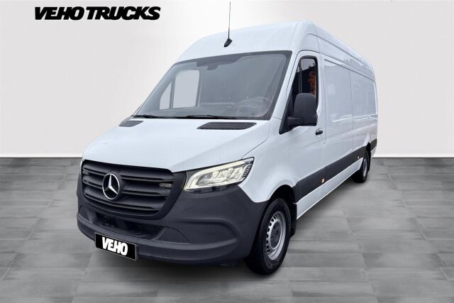 MERCEDES-BENZ Sprinter 2023