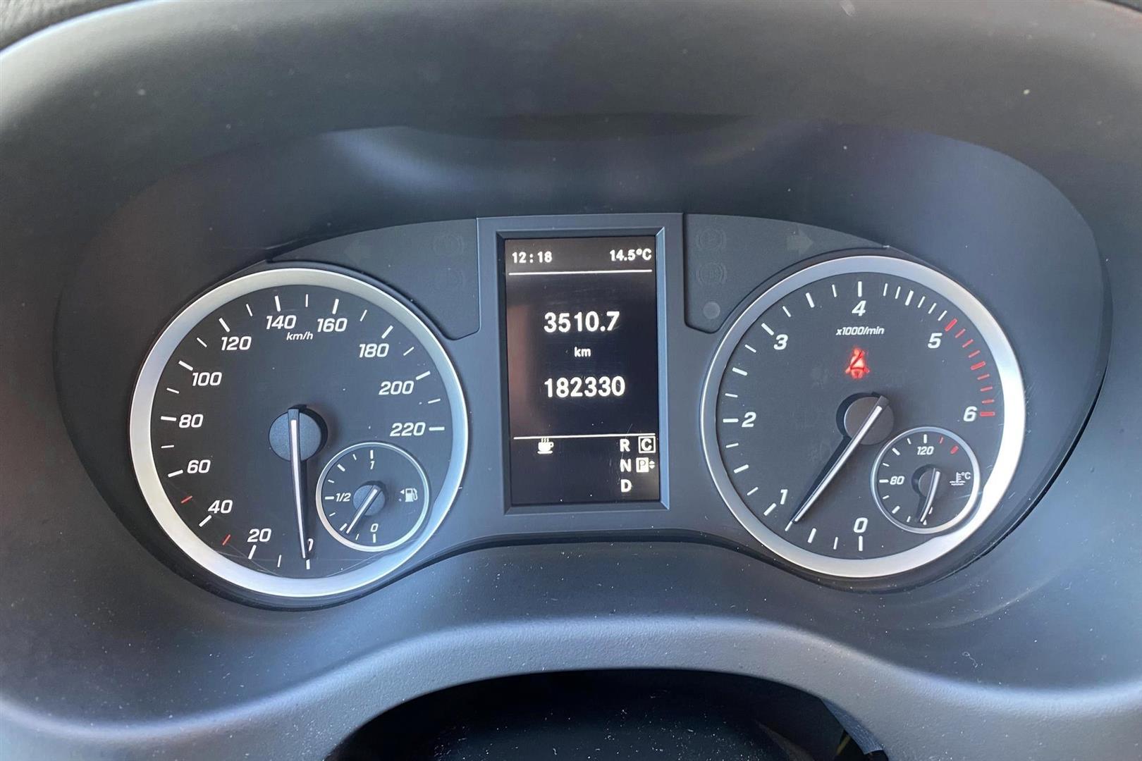Mercedes-Benz Vito 2020, photo 7/8