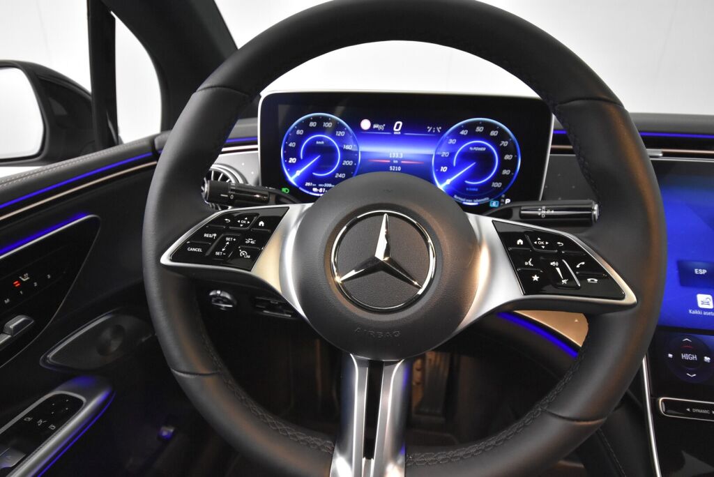 Mercedes-Benz EQE 2022 350 AMG + Advanced Plus, Panorama, Burmester, Digital Light