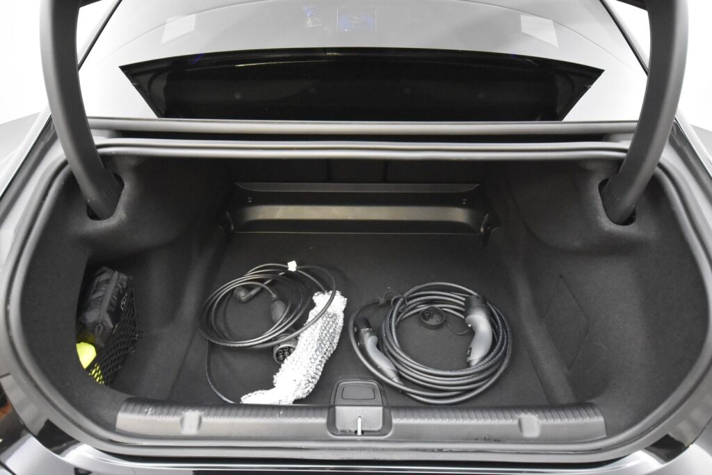 Mercedes-Benz EQE 2022 350 AMG + Advanced Plus, Panorama, Burmester, Digital Light